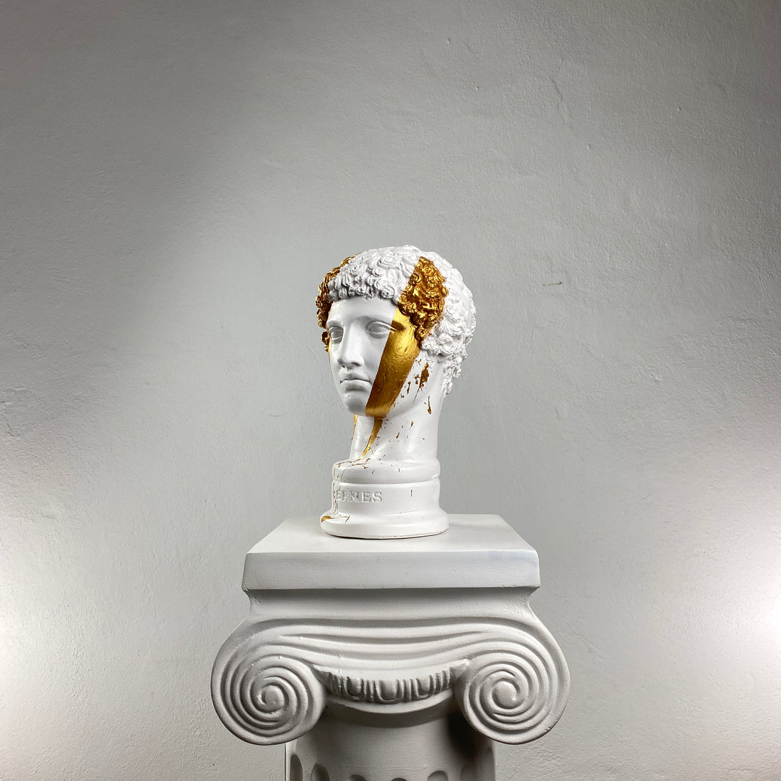 Hermes "Golden Splash" Sculpture