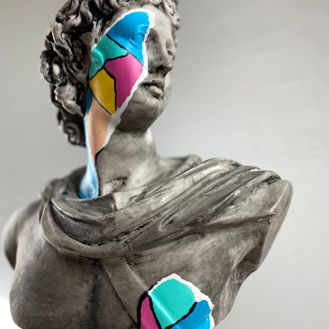 Apollo "Reveal" Sculpture