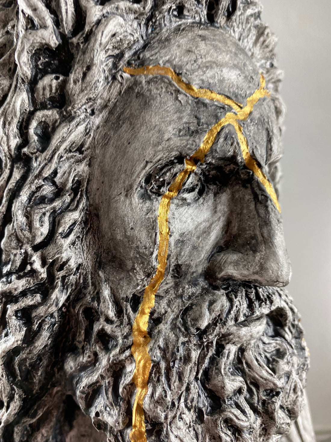 Zeus "Golden Mark" Sculpture