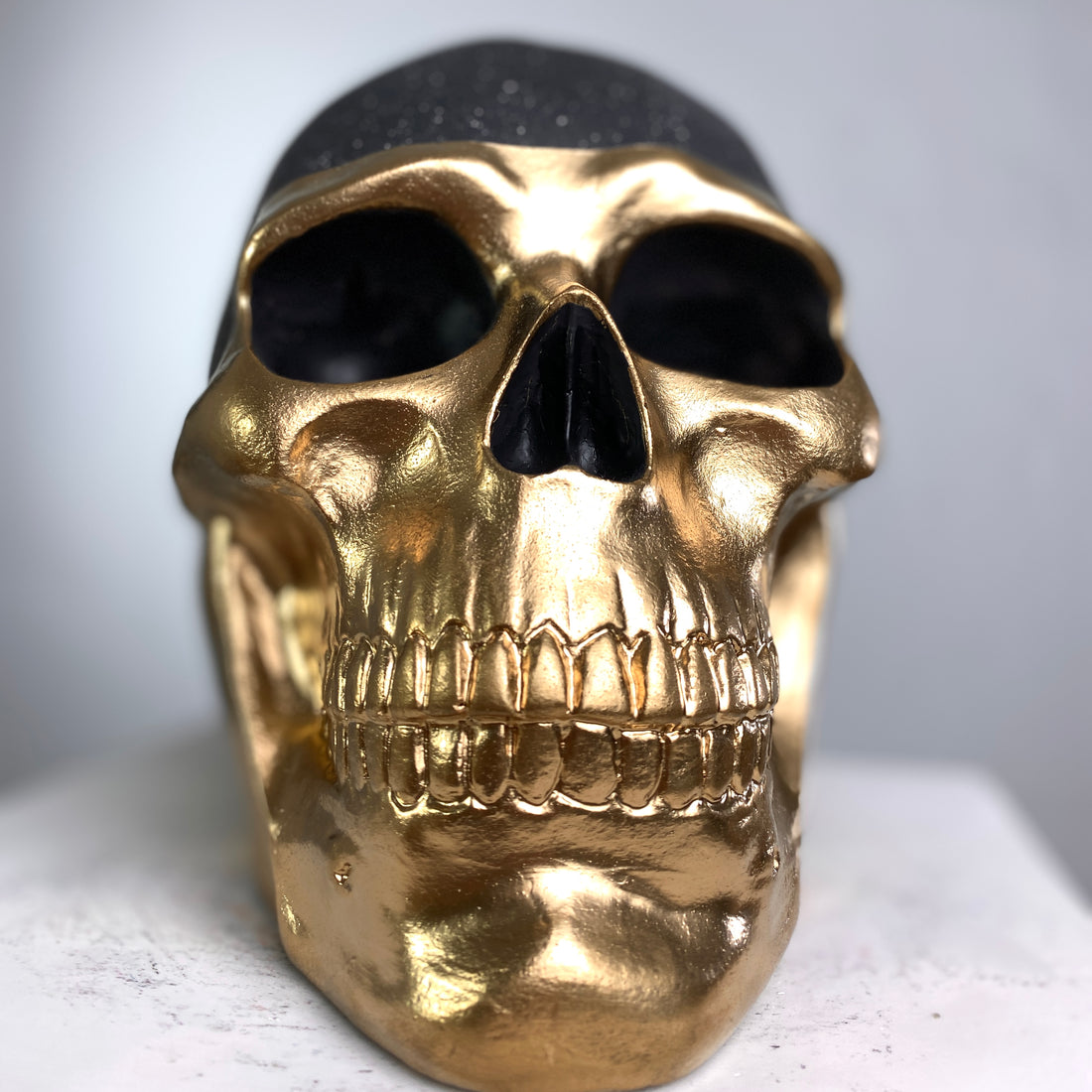 Skull "Black&Gold" Sculpture