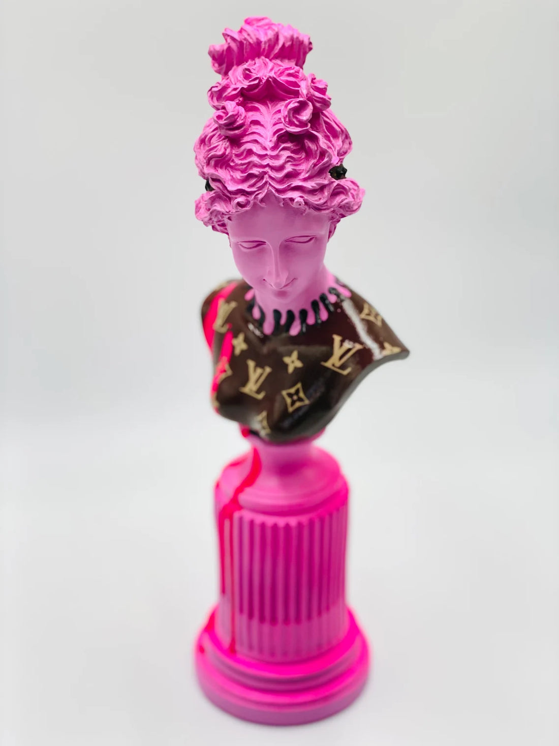 Aphrodite Sculpture Pink LV