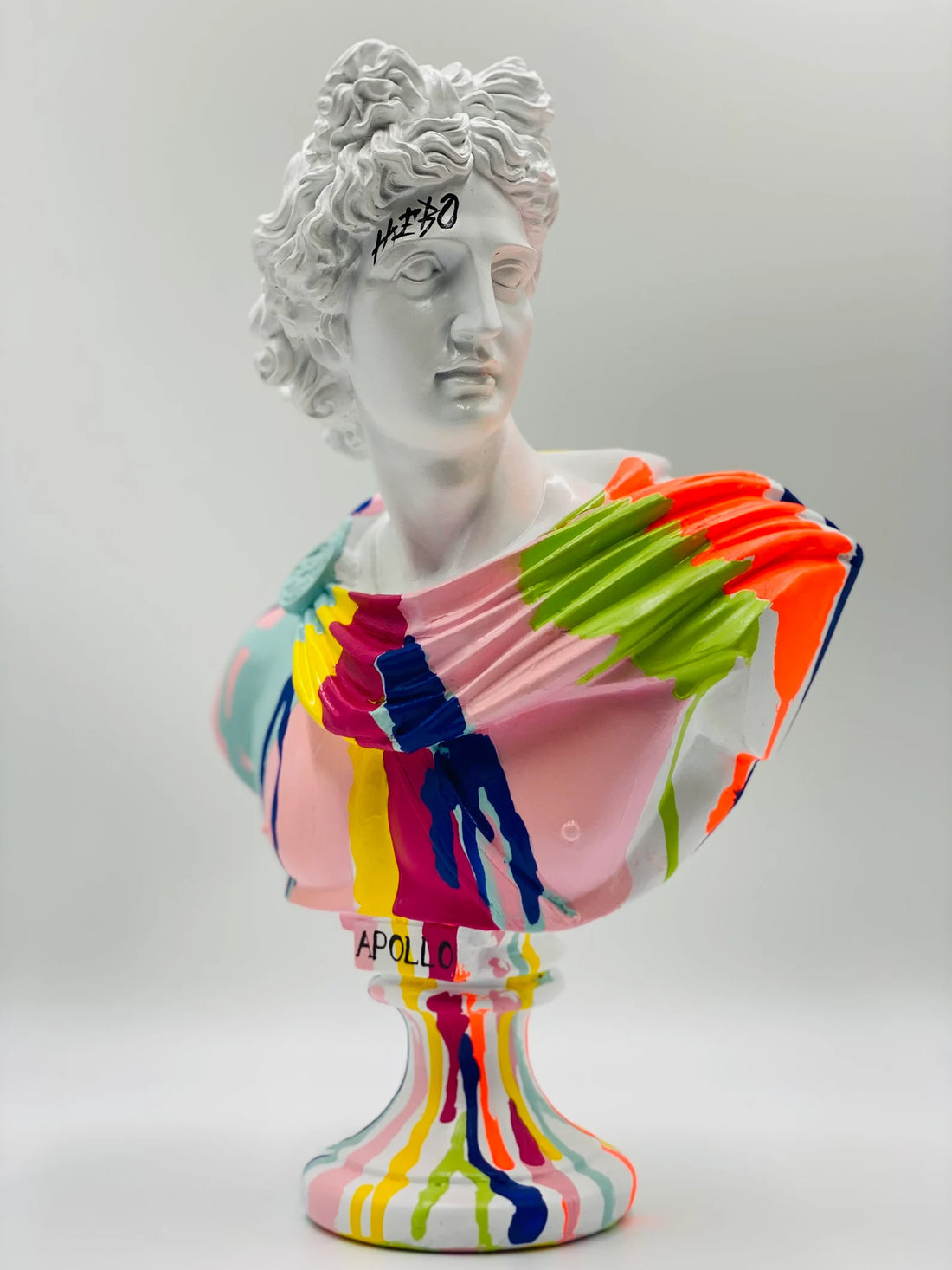 Apollo Sculpture Flowing Paints