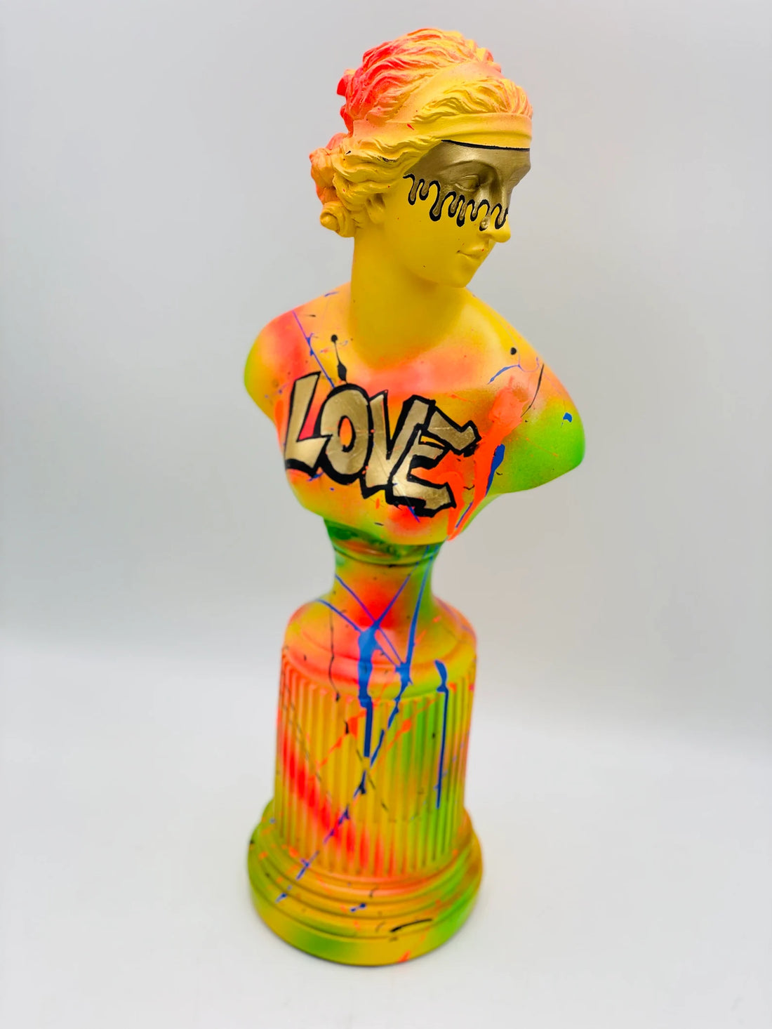 Artemis Sculpture Graffiti "LOVE"