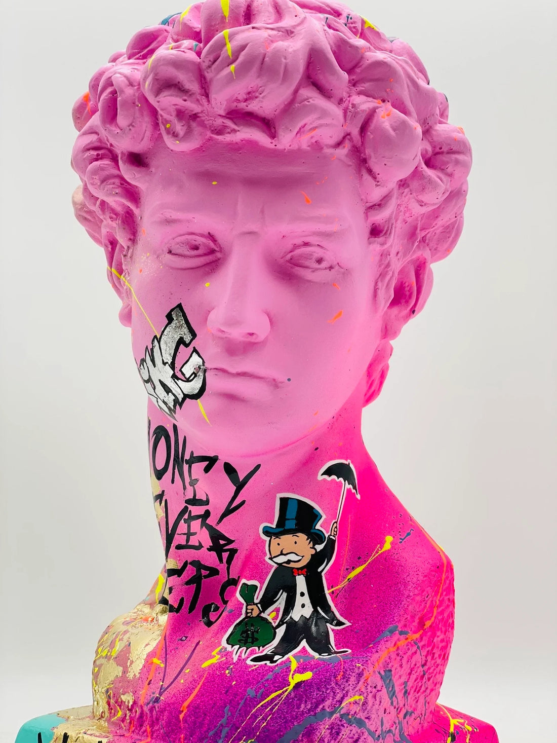 David Sculpture Graffiti Pink