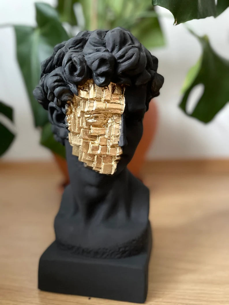 David Sculpture Golden Face Black