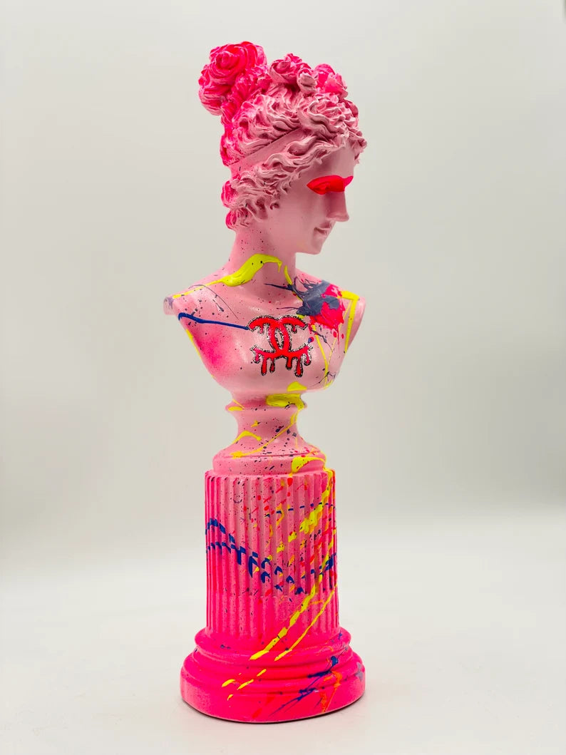 Aphrodite Sculpture Pink Chanel
